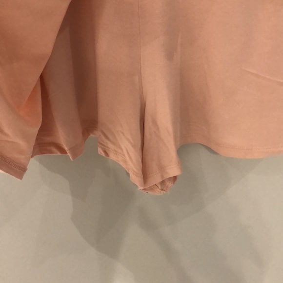 Dress with shorts! - Picture 3 of 4